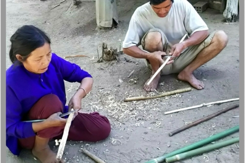 Đàn Ông Đan Lát, Đàn Bà Dệt Vải... Có Gì Liên Quan Với Nhau?